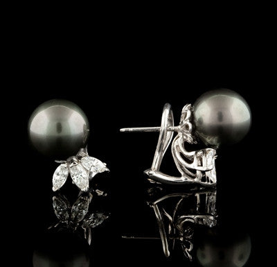 18k Black Pearl & Diamond Earrings