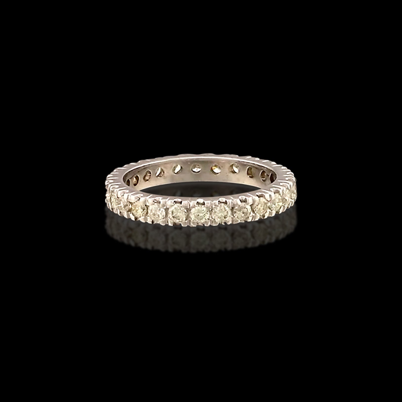 14K Gold Round Brilliant Cut Diamond Eternity Ring