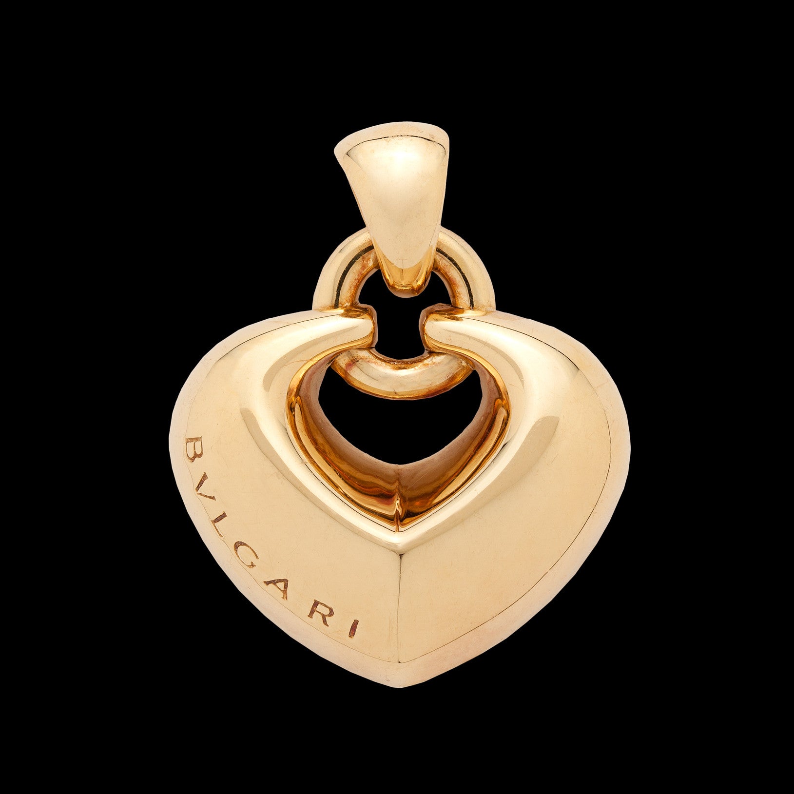 Bvlgari heart pendant hotsell