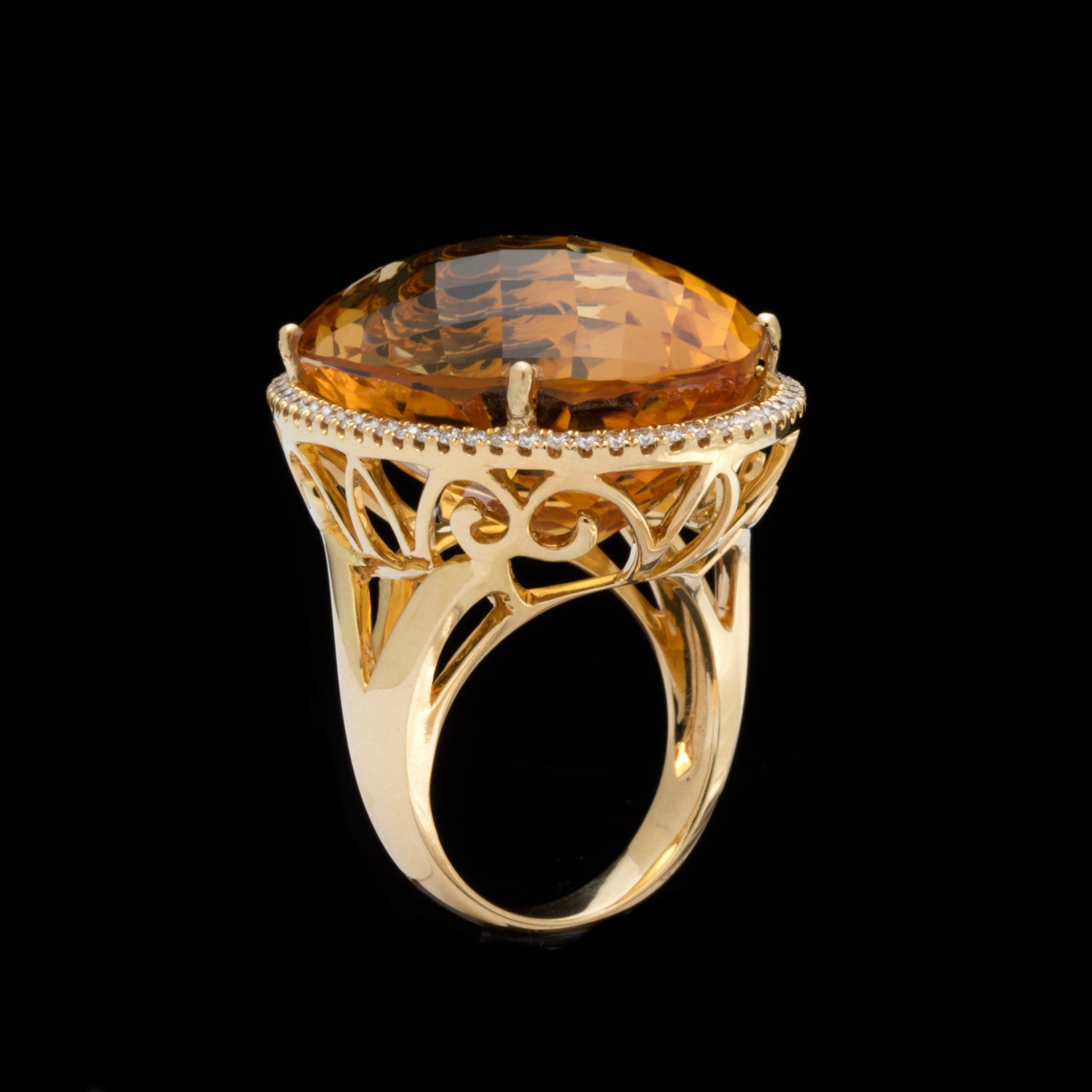 Citrine, Diamond and 18k Yellow Gold Oversize Cocktail Ring